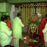 Karnataka CM DK Shivakumar offers prayers at Gavi Gangadhareshwara temple